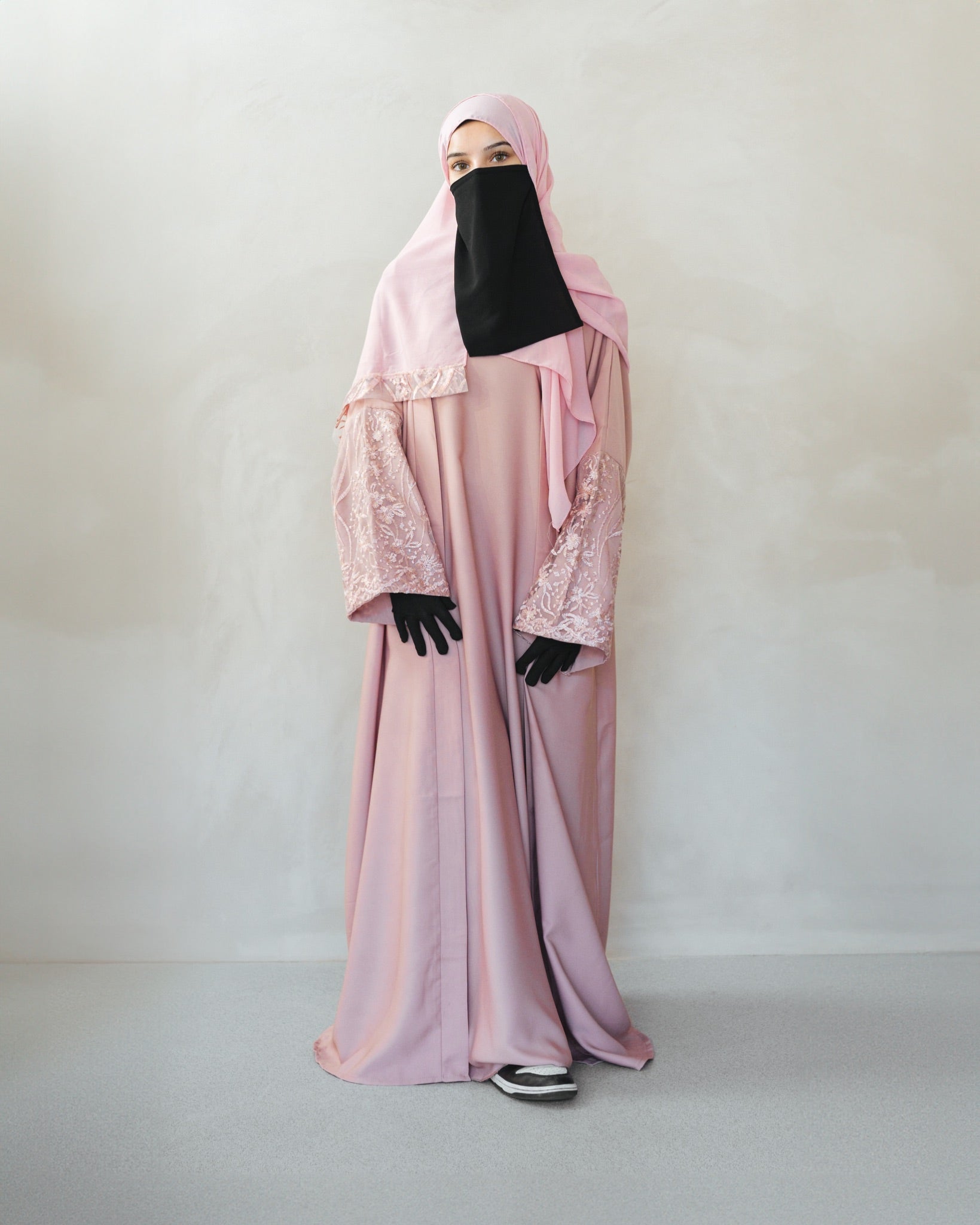 Pink hand embroidered open abaya with slip dress Sunna Online