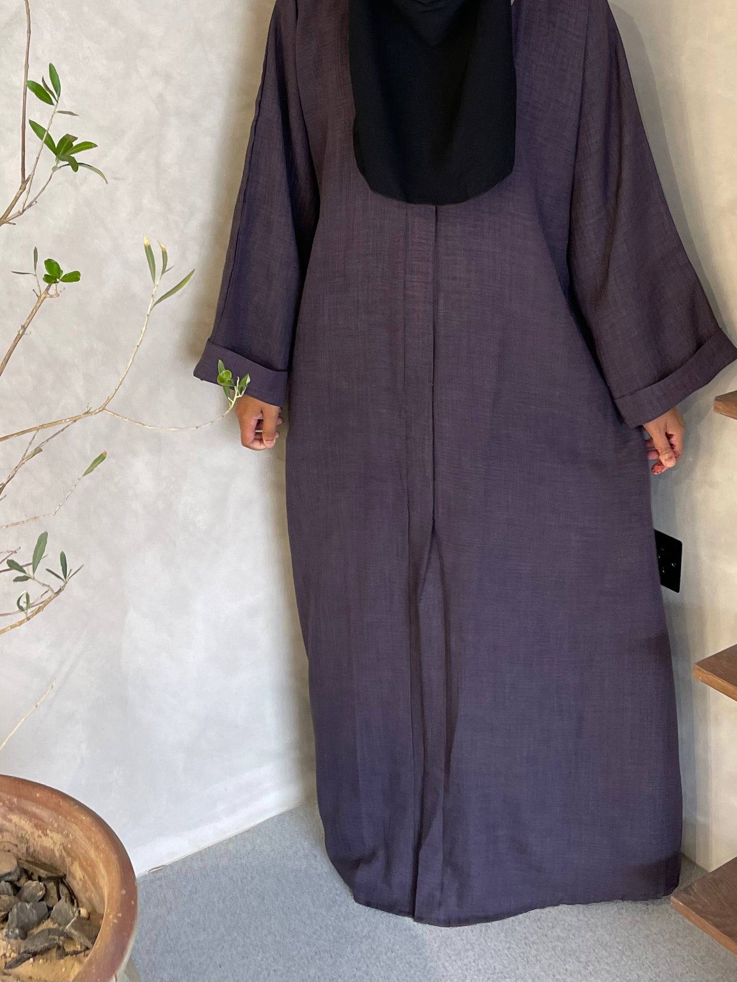 Plum linen cuff sleeve open abaya