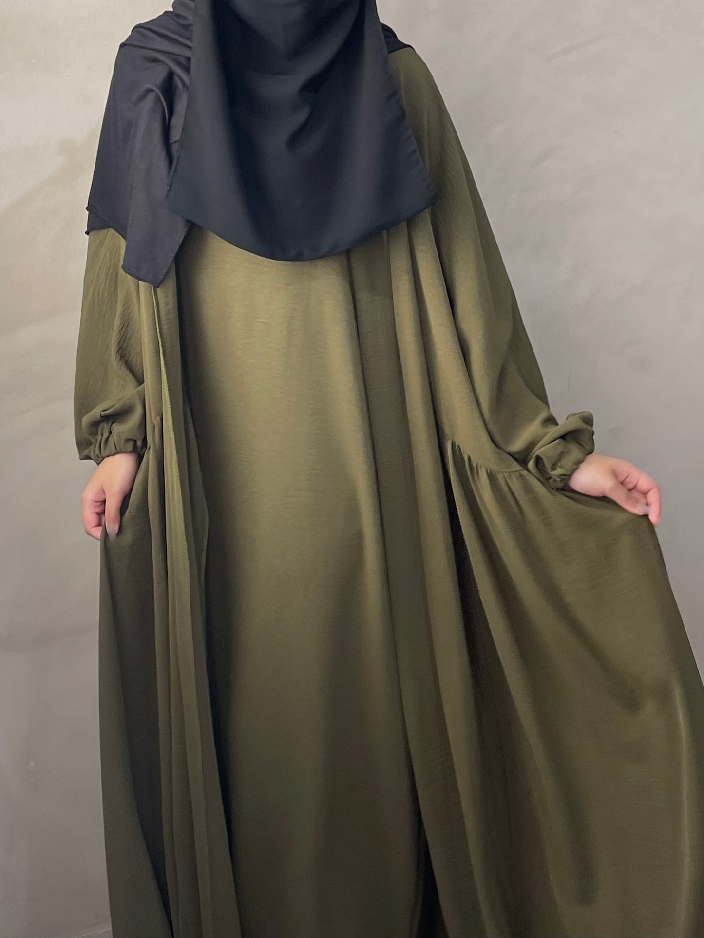 Olive Hawa Open Abaya set