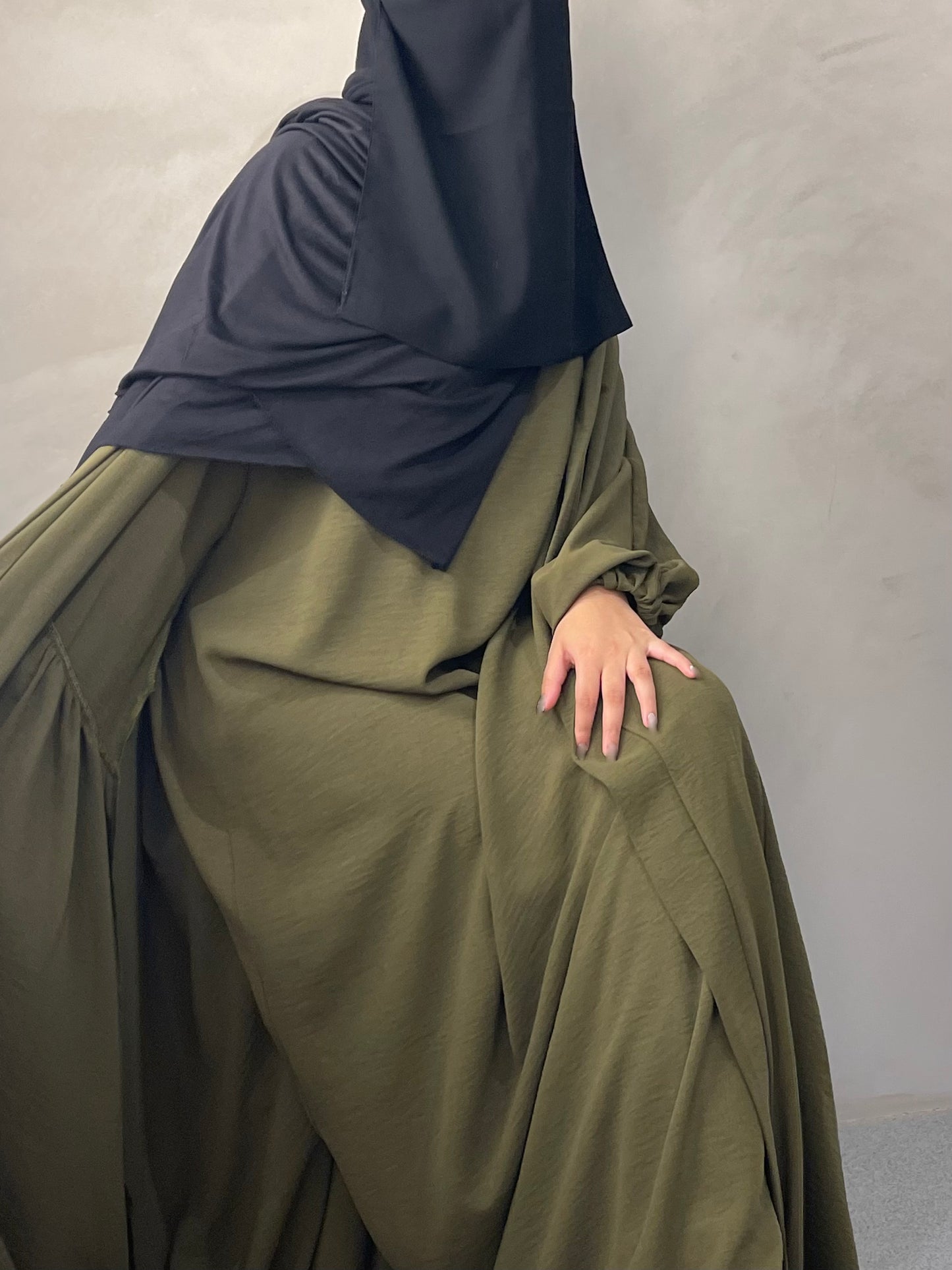 Olive Hawa Open Abaya set