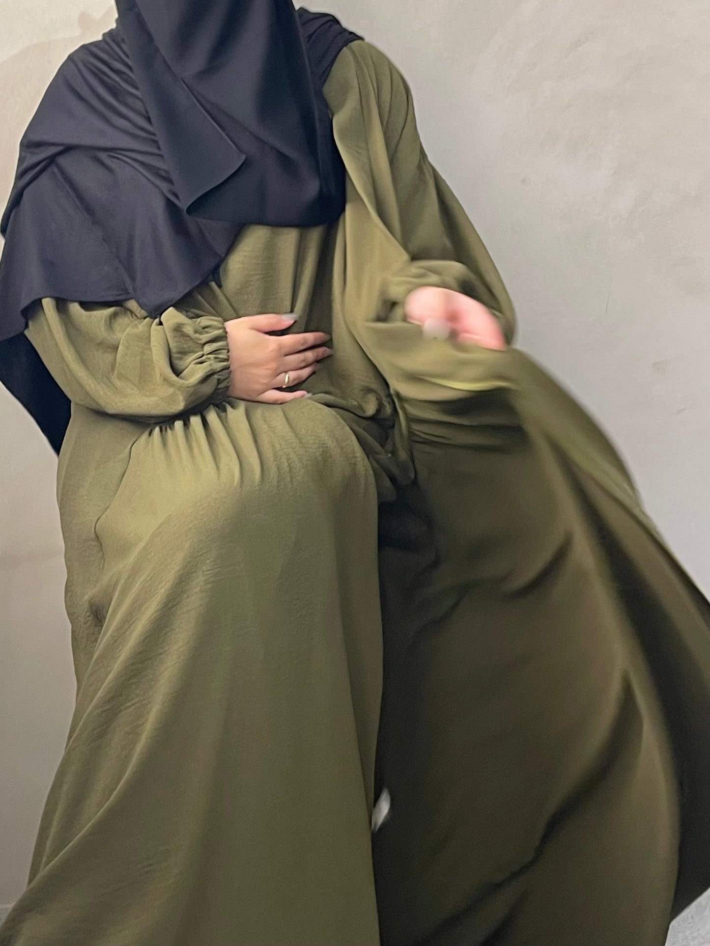 Olive Hawa Open Abaya set